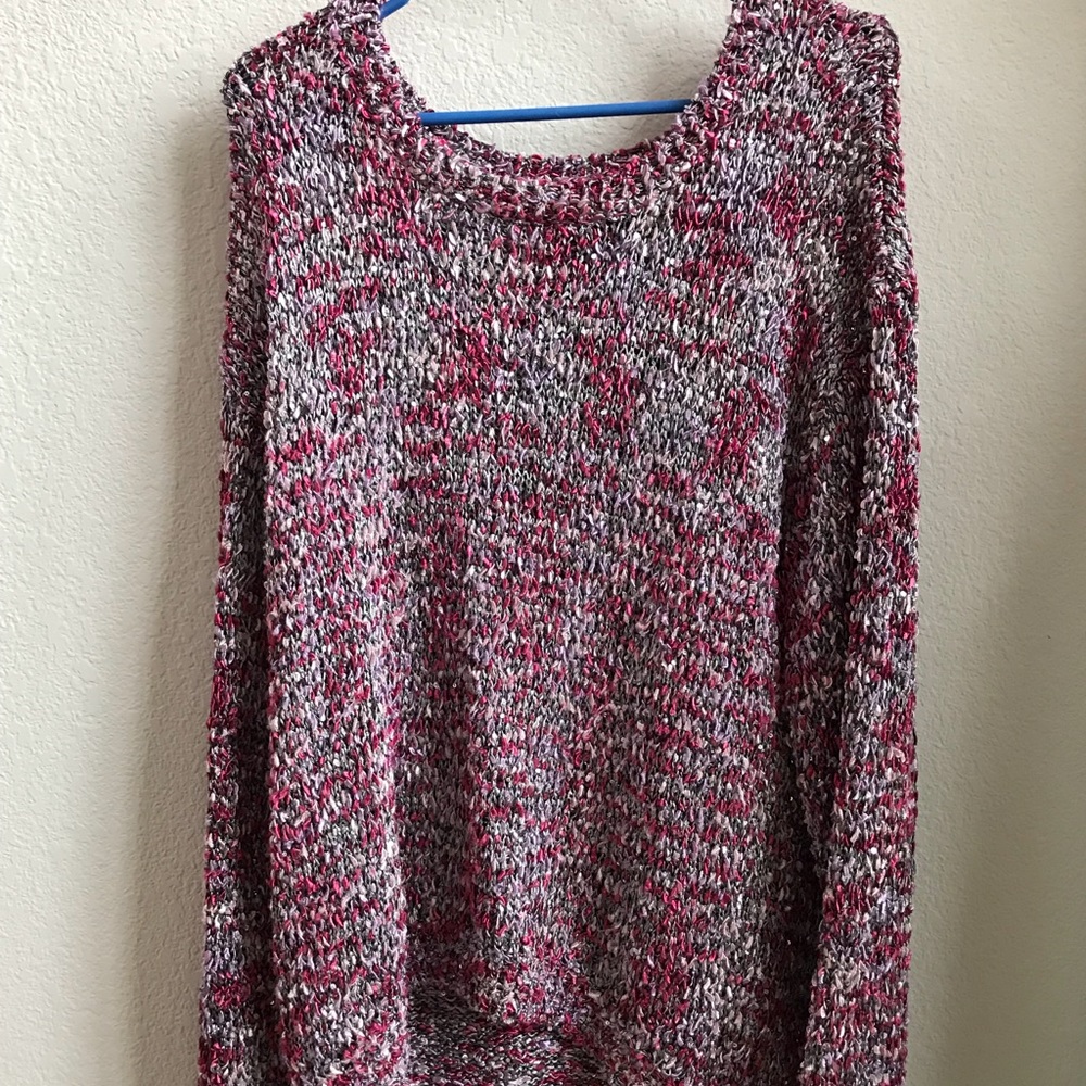 Long sleeve accordion material sweater! XL